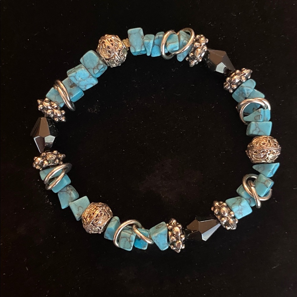 Turquoise and Black Beaded Bracelet